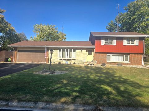 Tiny photo for 275 Hendron Avenue, Clifton, IL 60927 (MLS # 12499411)