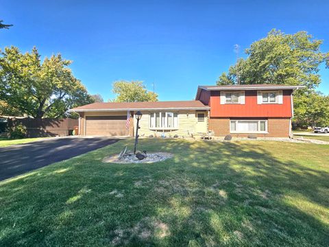 Photo of 275 Hendron Avenue, Clifton, IL 60927 (MLS # 12499411)