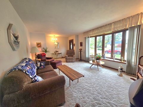 Tiny photo for 275 Hendron Avenue, Clifton, IL 60927 (MLS # 12499411)