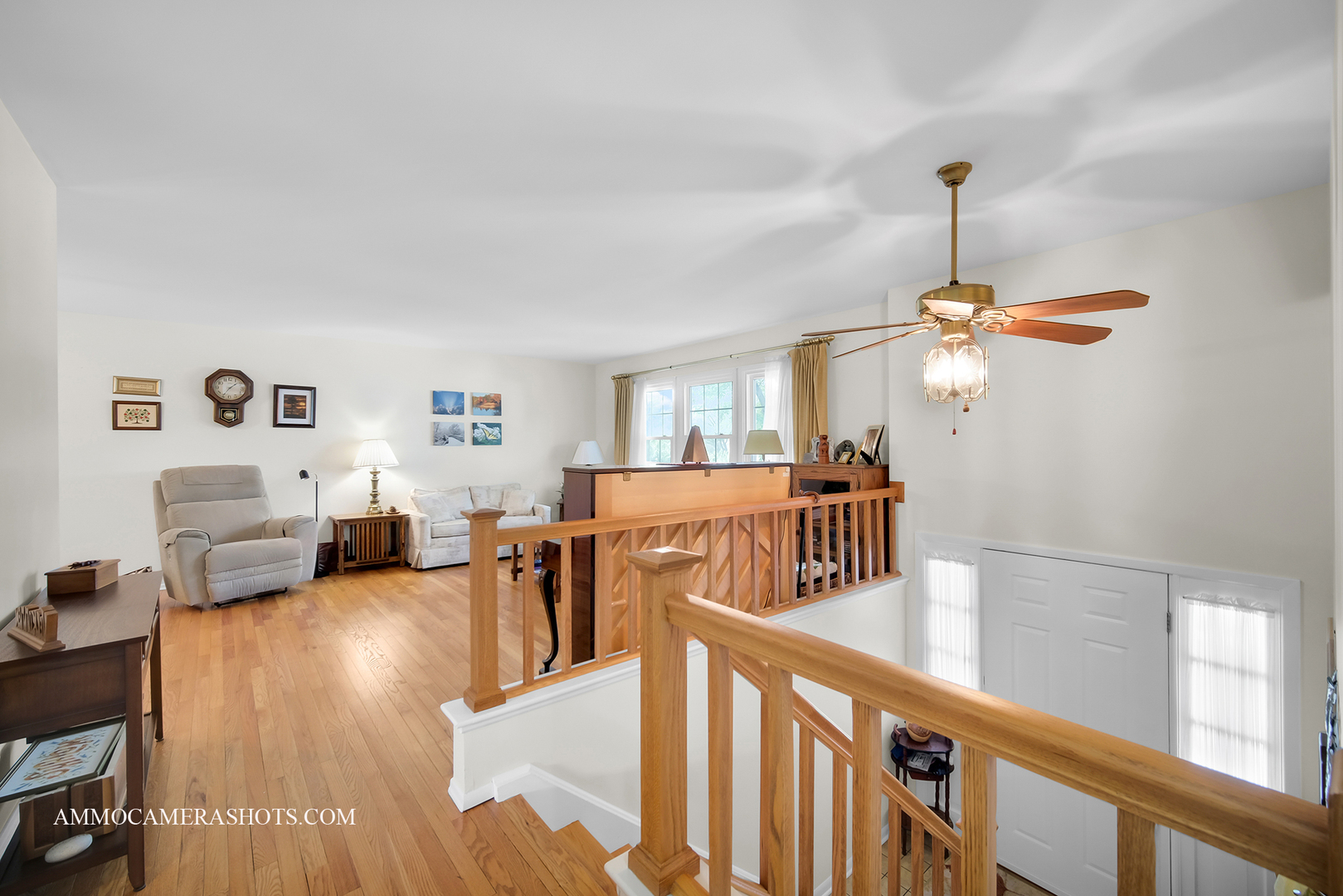 2S165 Huntington Court