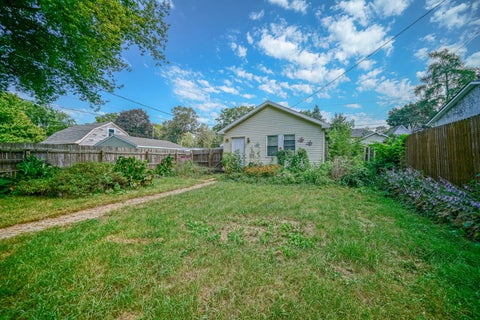 Tiny photo for 710 Glidden Avenue, DeKalb, IL 60115 (MLS # 12751531)