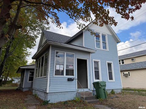 Tiny photo for 2104 PERSHING Boulevard, Clinton, IA 52732 (MLS # QC4268938)