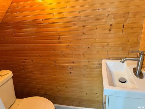 Tiny photo for 2104 PERSHING Boulevard, Clinton, IA 52732 (MLS # QC4268938)