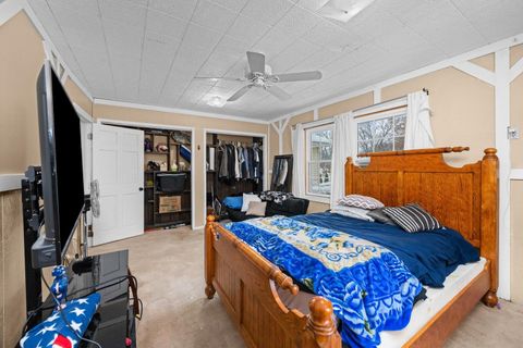 Tiny photo for 2701 47th Street, Moline, IL 61265 (MLS # 100000268)