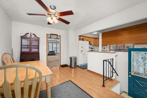 Tiny photo for 2701 47th Street, Moline, IL 61265 (MLS # 100000268)