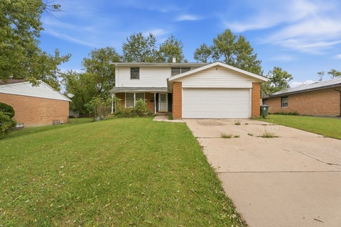 Photo of 815 Blackhawk Drive, University Park, IL 60484 (MLS # 12733942)