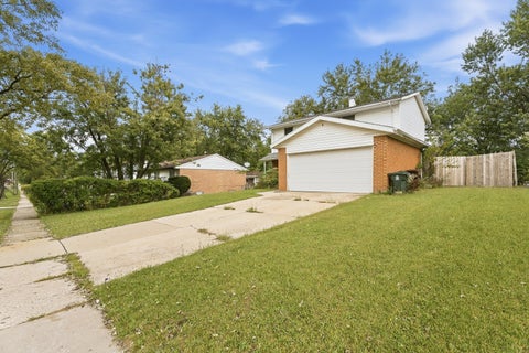 Tiny photo for 815 Blackhawk Drive, University Park, IL 60484 (MLS # 12733942)