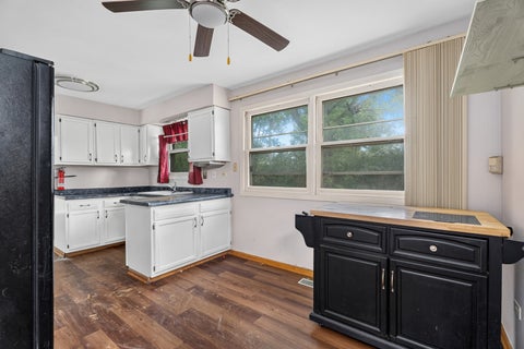 Tiny photo for 815 Blackhawk Drive, University Park, IL 60484 (MLS # 12733942)