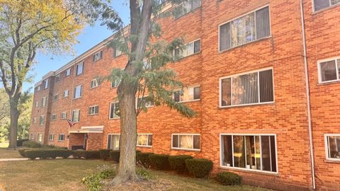 Photo of 6220 N Ridge Avenue #S203, Chicago, IL 60660 (MLS # 12489367)