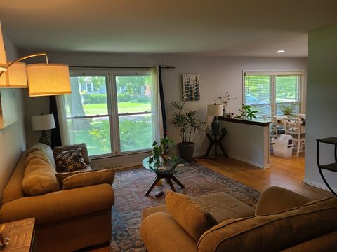 Tiny photo for 5239 Cumnor Road, Downers Grove, IL 60515 (MLS # 12692933)
