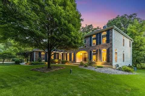 Photo of 15393 W Oak Spring Road, Libertyville, IL 60048 (MLS # 12466333)