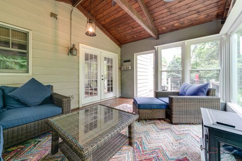 Tiny photo for 15393 W Oak Spring Road, Libertyville, IL 60048 (MLS # 12466333)