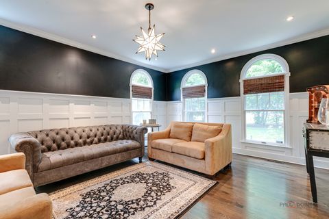 Tiny photo for 15393 W Oak Spring Road, Libertyville, IL 60048 (MLS # 12466333)