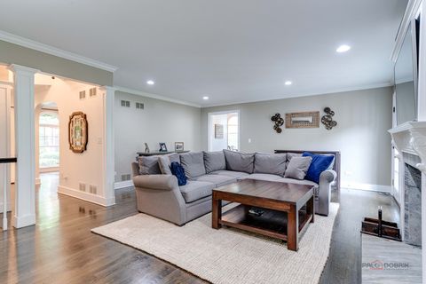 Tiny photo for 15393 W Oak Spring Road, Libertyville, IL 60048 (MLS # 12466333)