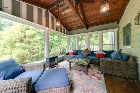 Tiny photo for 15393 W Oak Spring Road, Libertyville, IL 60048 (MLS # 12466333)