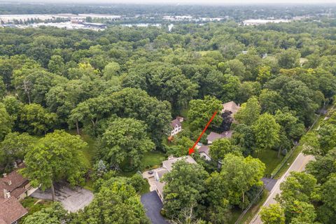 Tiny photo for 15393 W Oak Spring Road, Libertyville, IL 60048 (MLS # 12466333)