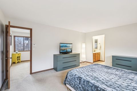 Tiny photo for 43 Creekside Circle, Elgin, IL 60123 (MLS # 12584369)