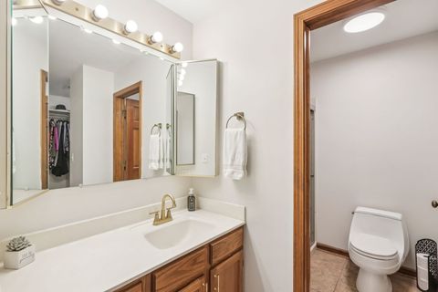 Tiny photo for 43 Creekside Circle, Elgin, IL 60123 (MLS # 12584369)