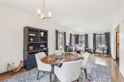 Tiny photo for 43 Creekside Circle, Elgin, IL 60123 (MLS # 12584369)