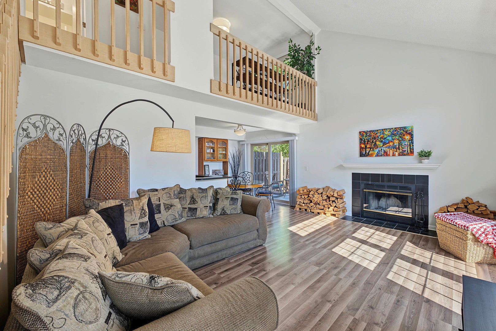 1348 N Knollwood Drive
