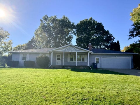 Tiny photo for 1200 Lenore Street, Rock Falls, IL 61071 (MLS # 12788328)