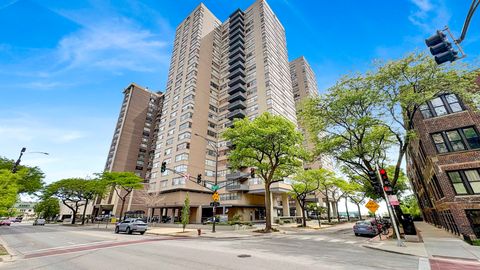 Photo of 6301 N Sheridan Road #14L, Chicago, IL 60660 (MLS # 12659440)