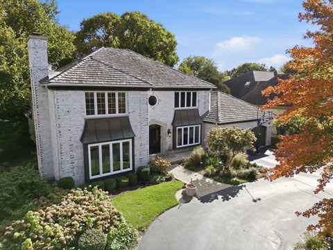 Tiny photo for 7537 Ridgewood Lane, Burr Ridge, IL 60527 (MLS # 12471500)
