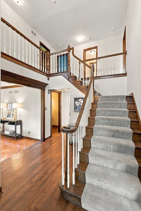 Tiny photo for 7537 Ridgewood Lane, Burr Ridge, IL 60527 (MLS # 12471500)