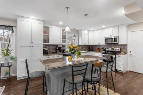 Tiny photo for 36 Allen Bend Drive, Decatur, IL 62521 (MLS # 12570703)