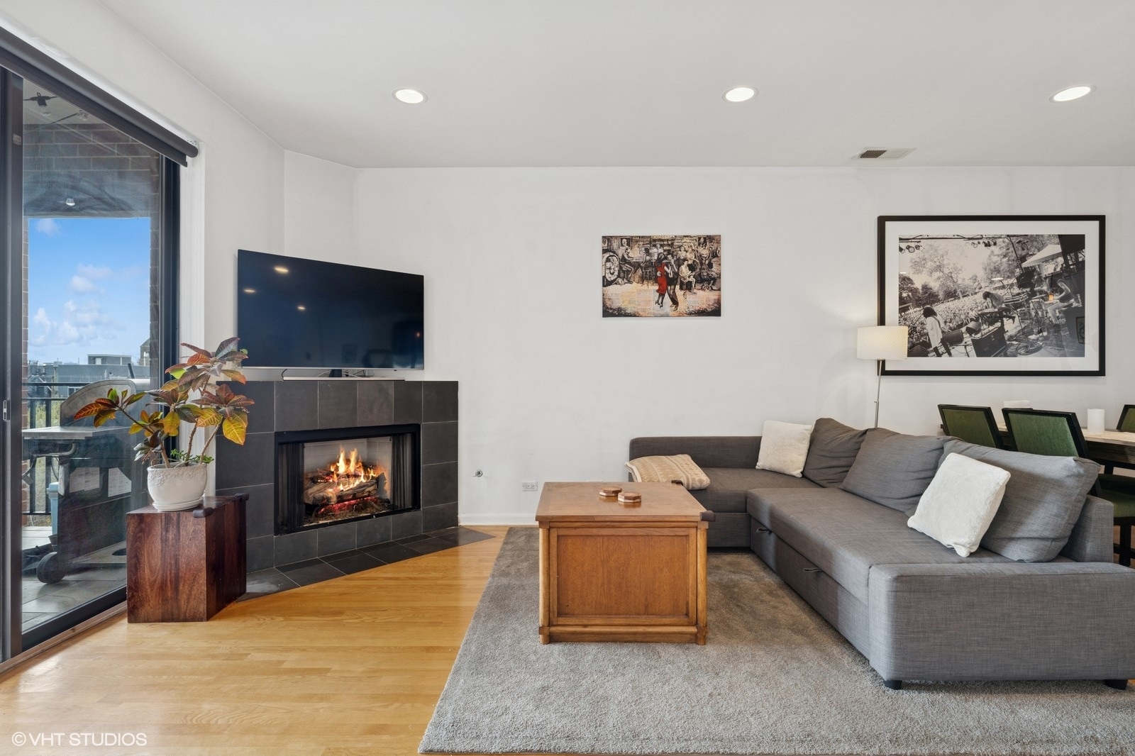 1618 S Halsted Street 4D