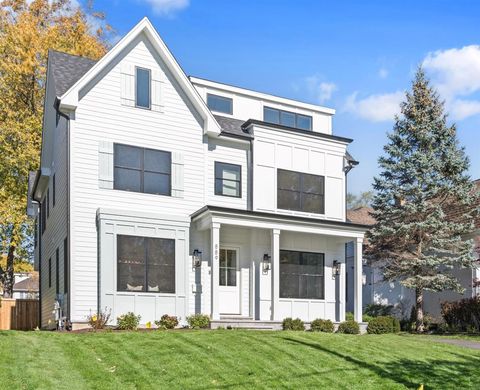 Tiny photo for 889 Cherry Street, Winnetka, IL 60093 (MLS # 12505224)