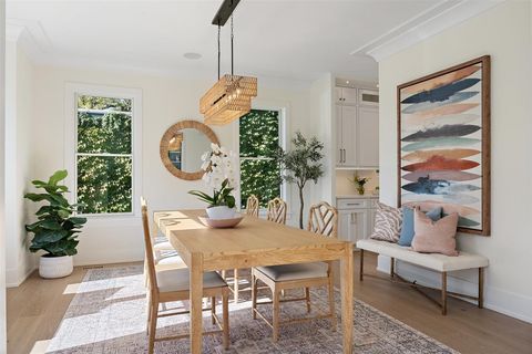 Tiny photo for 889 Cherry Street, Winnetka, IL 60093 (MLS # 12505224)