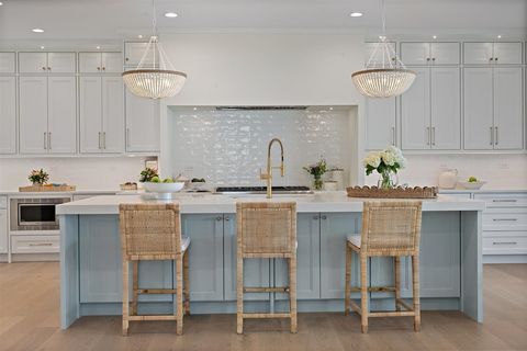 Tiny photo for 889 Cherry Street, Winnetka, IL 60093 (MLS # 12505224)