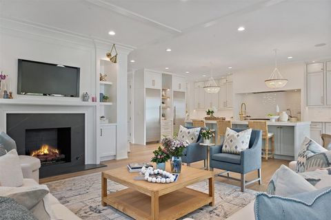 Tiny photo for 889 Cherry Street, Winnetka, IL 60093 (MLS # 12505224)