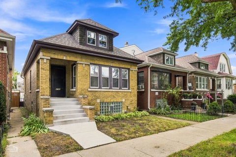 Tiny photo for 4150 W Melrose Street, Chicago, IL 60641 (MLS # 12753761)