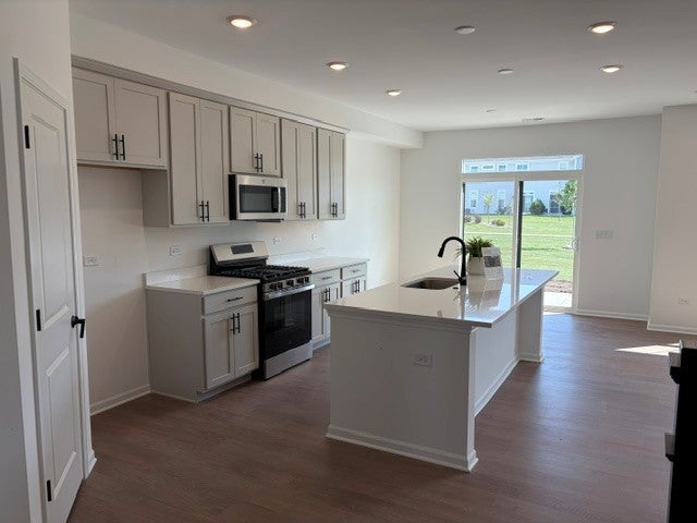 25511 W Emory Lane