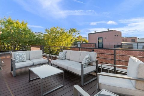Tiny photo for 2312 W Wolfram Street, Chicago, IL 60618 (MLS # 12520489)
