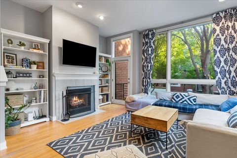 Tiny photo for 2312 W Wolfram Street, Chicago, IL 60618 (MLS # 12520489)