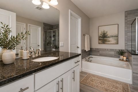 Tiny photo for 402 Highcroft Way, Lincolnshire, IL 60069 (MLS # 12625246)