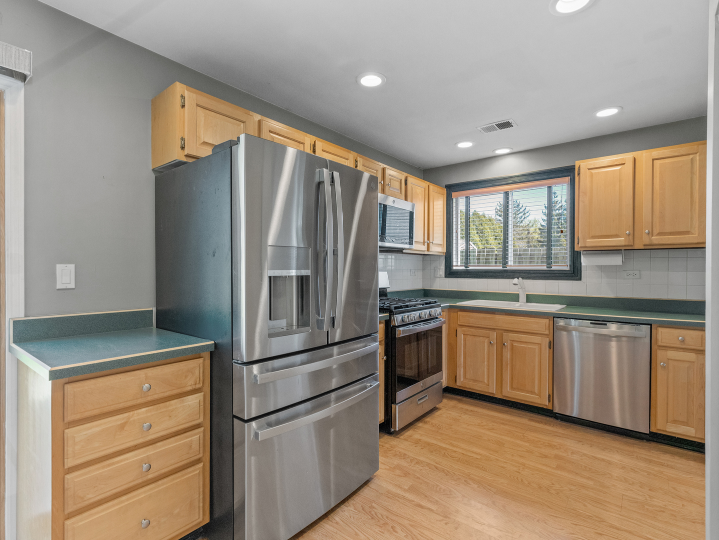 5156 Eau Claire Court