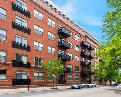 Photo of 1735 W Diversey Parkway #501, Chicago, IL 60614 (MLS # 12626616)