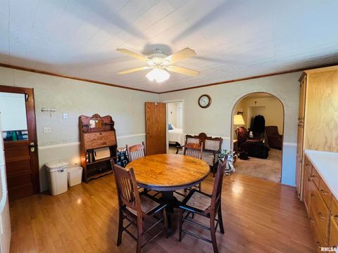 Tiny photo for 1810 S Highway 142 Highway, Eldorado, IL 62930 (MLS # EB459838)