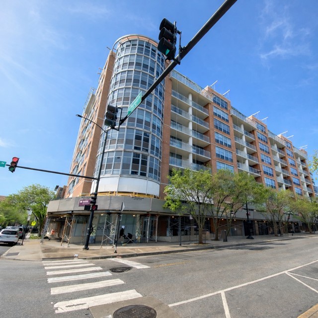1200 W MONROE Street 607