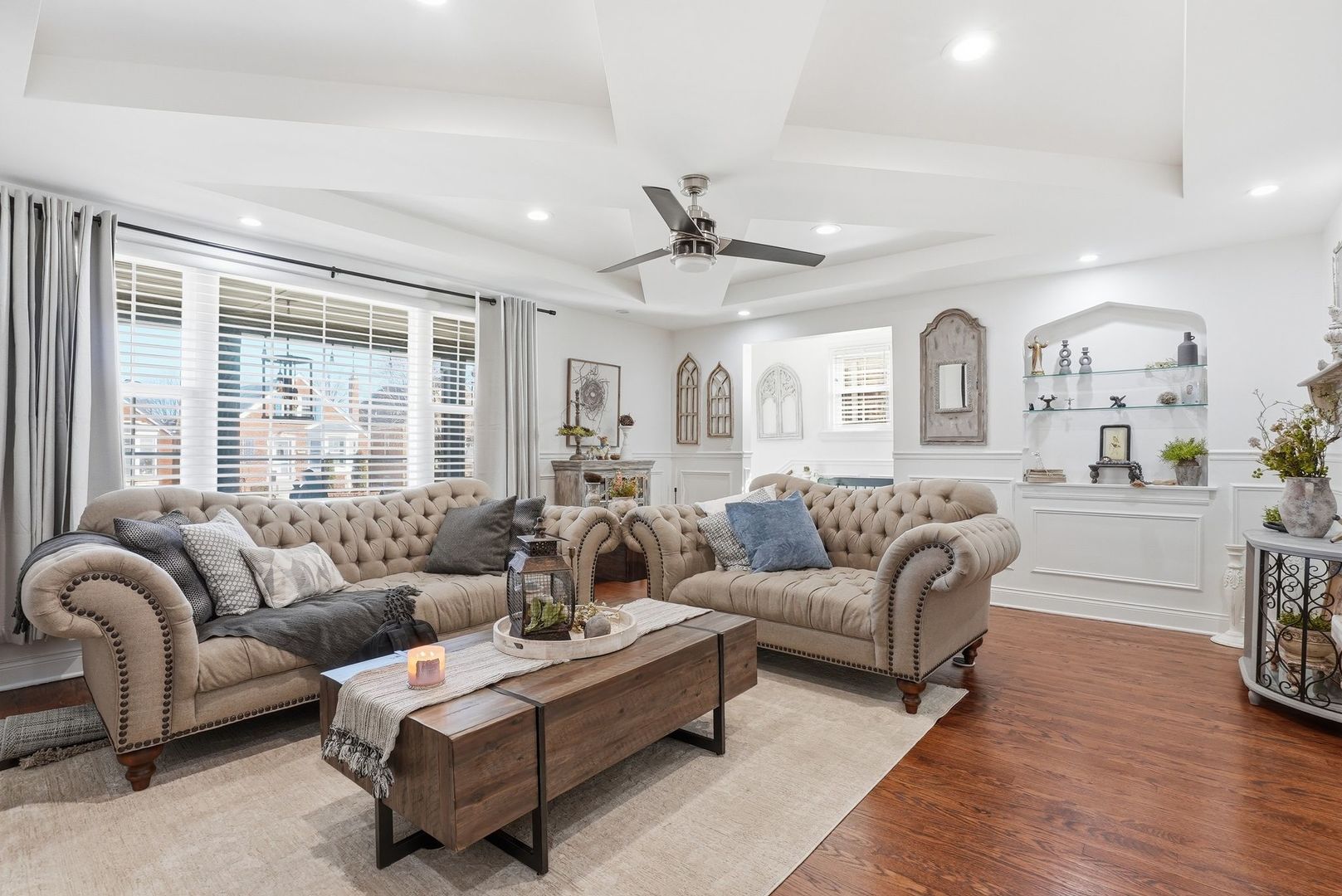 6640 S Kedvale Avenue