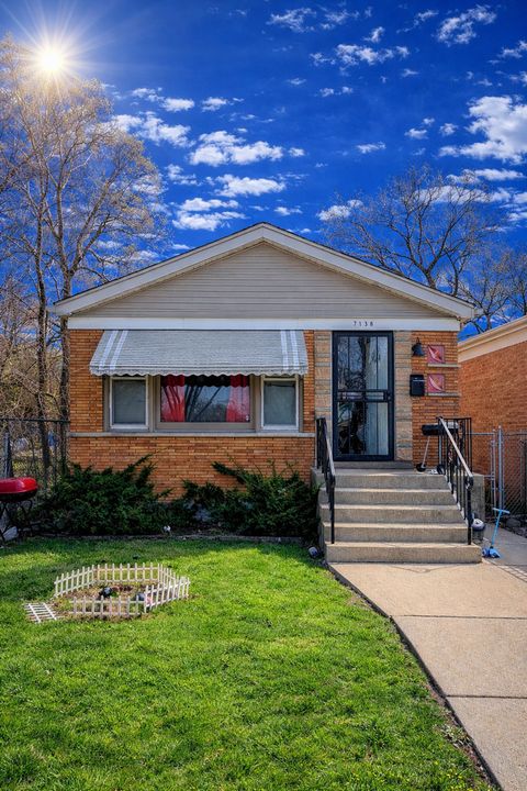 Photo of 7131 S Hoyne Avenue, Chicago, IL 60636 (MLS # 12609524)