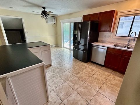 Tiny photo for 1014 Laesch Avenue, Bloomington, IL 61704 (MLS # 12454206)