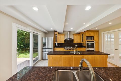 Tiny photo for 1136 Barneswood Drive, Downers Grove, IL 60515 (MLS # 12517438)