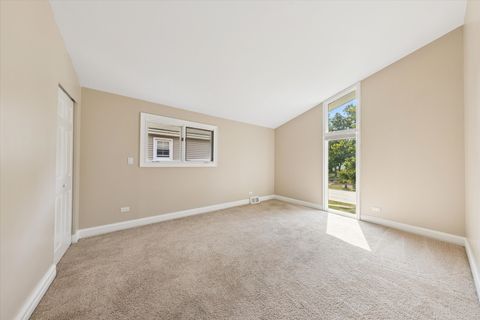 Tiny photo for 1136 Barneswood Drive, Downers Grove, IL 60515 (MLS # 12517438)