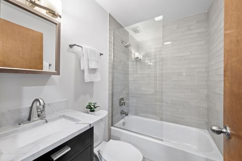 Tiny photo for 4208 N Kenmore Avenue #1C, Chicago, IL 60613 (MLS # 12587443)