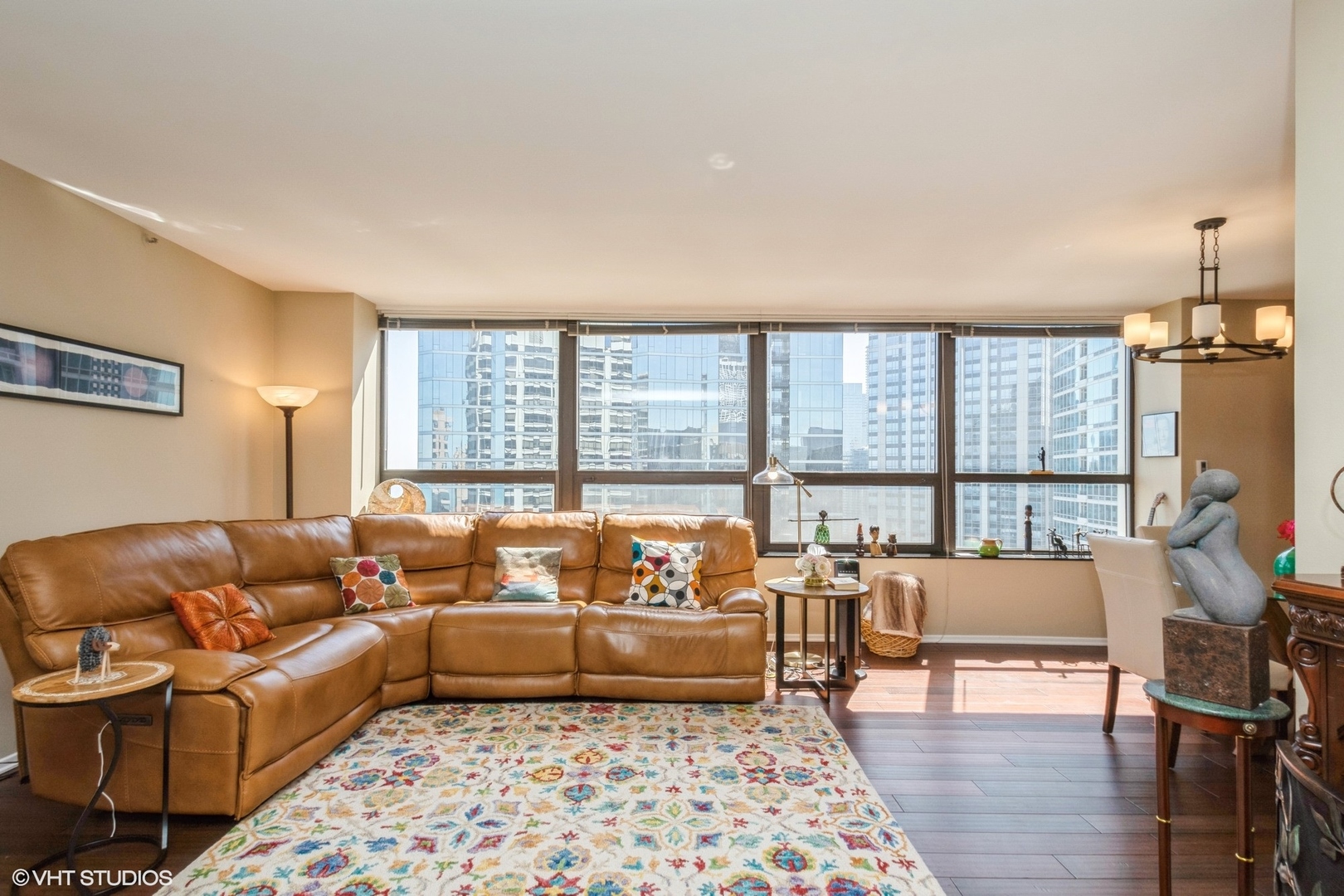 400 E Ohio Street 4004